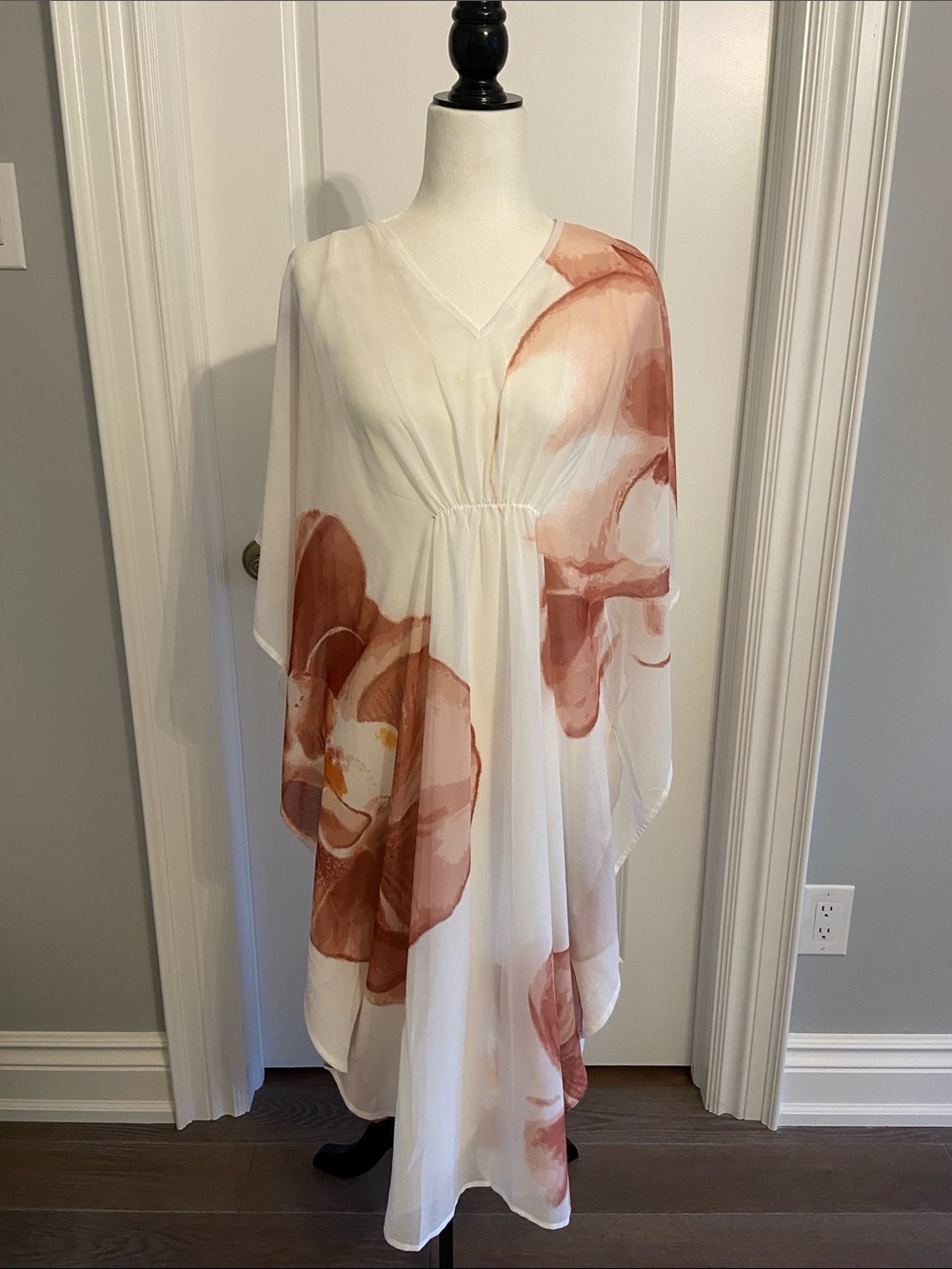 Marla Wynne Layers Flowing Maxi/CoverUp 2 Layer Dress with Floral Print. Size Sm